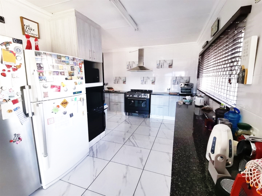 4 Bedroom Property for Sale in Vaalpark Free State